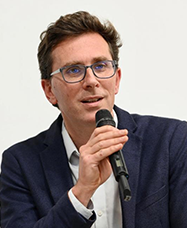 Dr. Damien Paineau