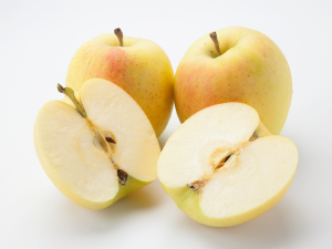リンゴ品種「もりのかがやき」