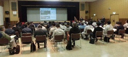  視察会の内容説明の様子