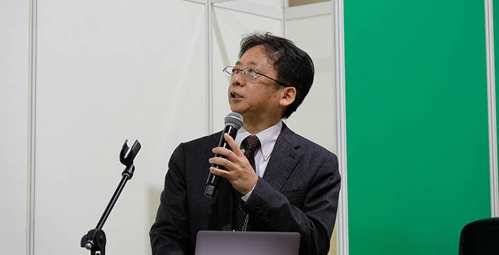 アグリビジネス創出フェア2022で研究成果を紹介する農研機構 石本先生(2022年10月26日開催)